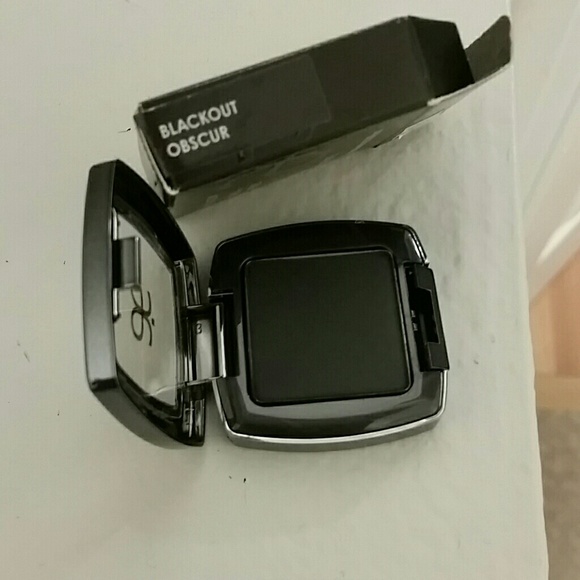 Arbonne Other - NEW Eyeshadow single matte black